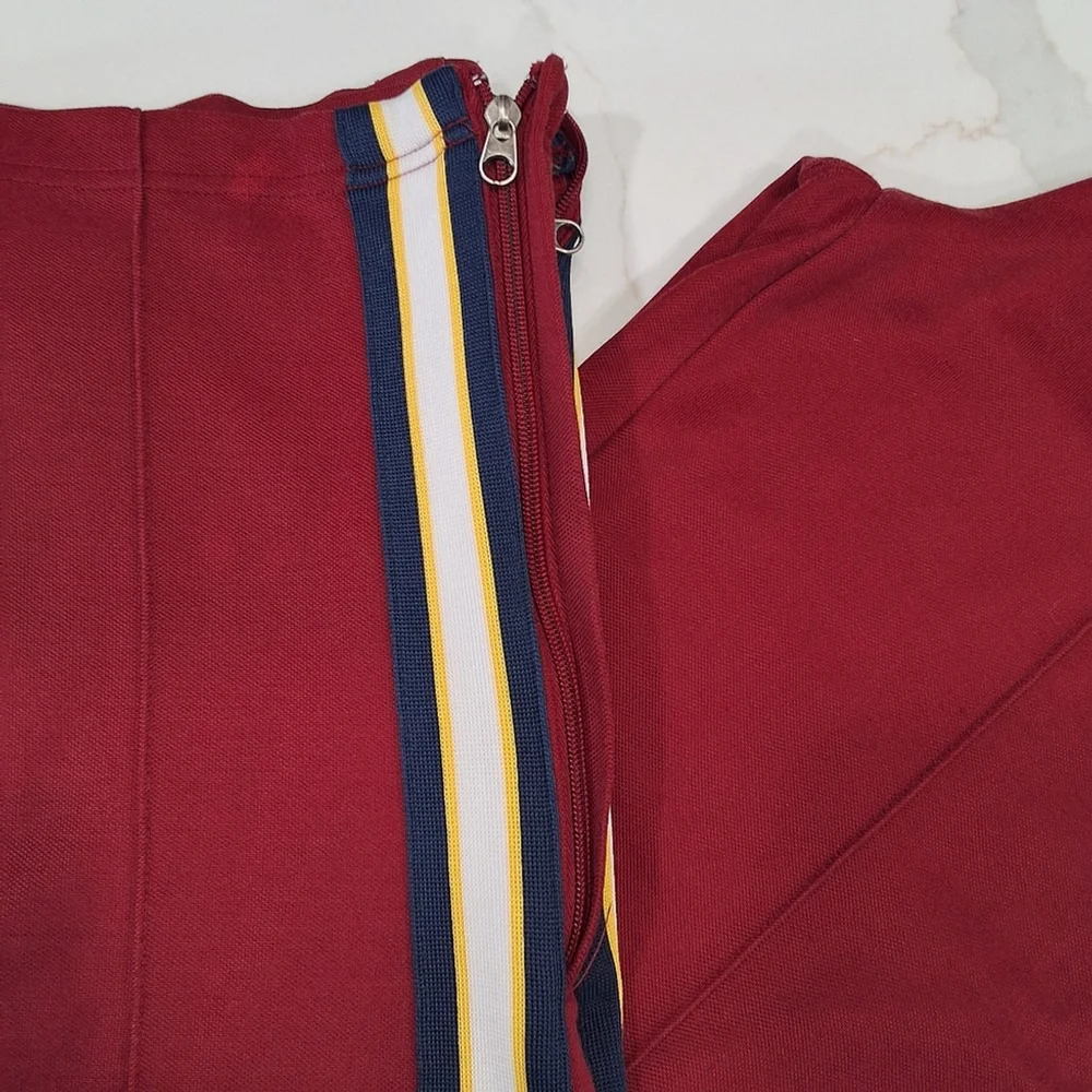 ✨2/$25 Aeropostale~VTG~Y2K~Red Maroon~Track Pant~Crest~Preppy~Zipper Cuff~SM